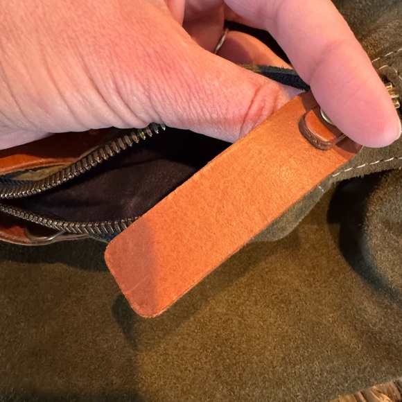 Retired Parker Thatch Charlie Olive - Picture 10 of 13